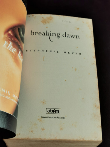 breaking dawn / Stephenie Meyer 5