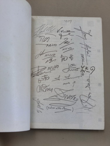 ร่มไม้รายทาง (สีข้างศิลปิน) / พี่ฉอด (สายทิพย์ ประภาษานนท์) 6