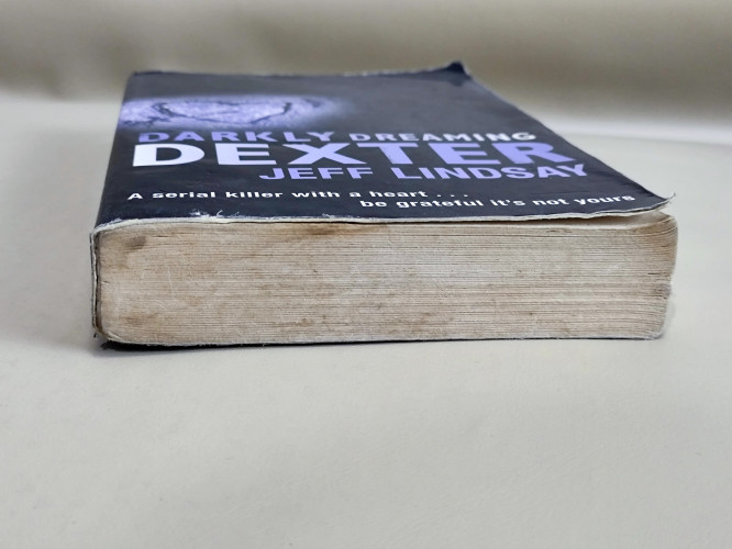Darkly Dreaming DEXTER / Jeff Lindsay 5