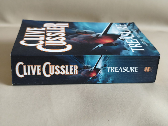 TREASURE By Clive Cussler 2