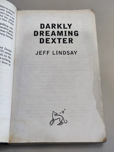 Darkly Dreaming DEXTER / Jeff Lindsay 7