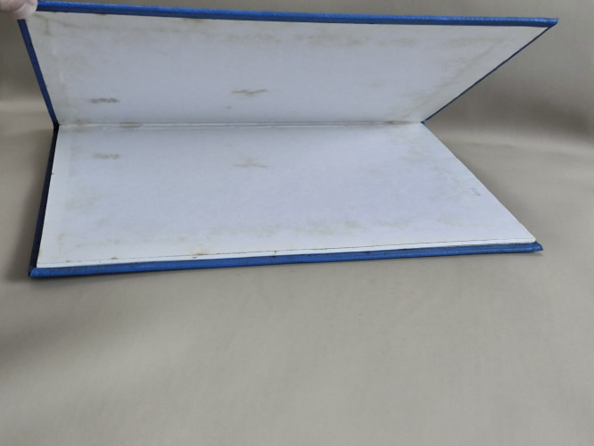 ที่นี่มีดาวประดับใจ ครั้งที่ ๔ กับวงดนตรีกระชับมิตร (หนังสือทำเฉพาะกลุ่ม) 4