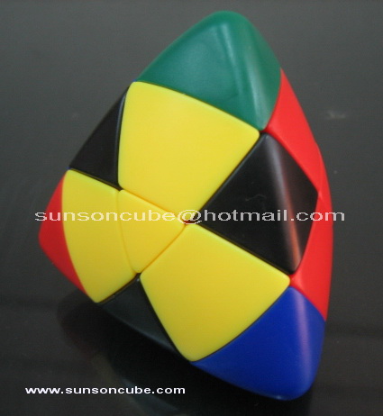 5 Colors  Pillow Mastermorphinx  - Body color with Black Center