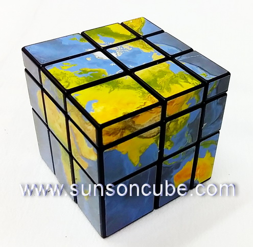 Mirror Block with Earth sticker - ฺBlack cube