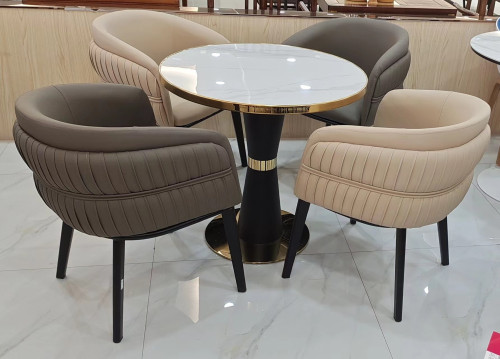 เก้าอี้arm chair บุหนัง 