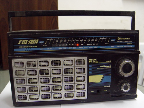 วิทยุโบราณ TANIN ธานินทร์ รุ่น TF-233 ระบบAM / FM ใช้งานได้ปกติ