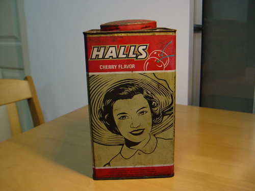 กระป๋องฮอลล์ HALLS Mentho-Lyptus 1