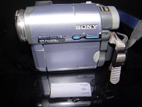 SONY DCR-TRV22E กล้องถ่ายวิดีโอ กล้องVDO แบบม้วนเทป