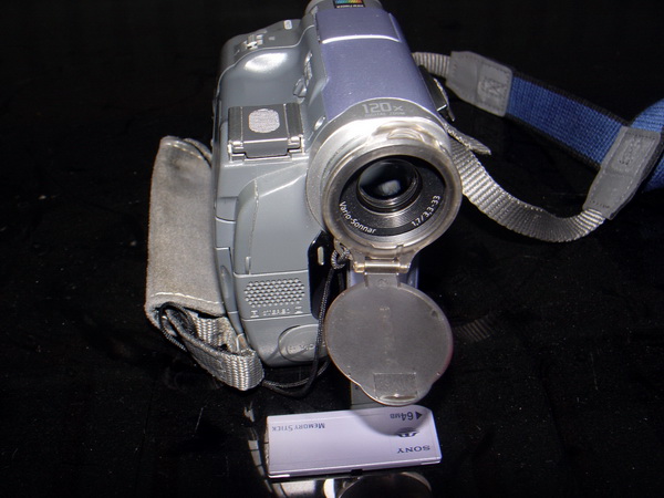SONY DCR-TRV22E กล้องถ่ายวิดีโอ กล้องVDO แบบม้วนเทป 1