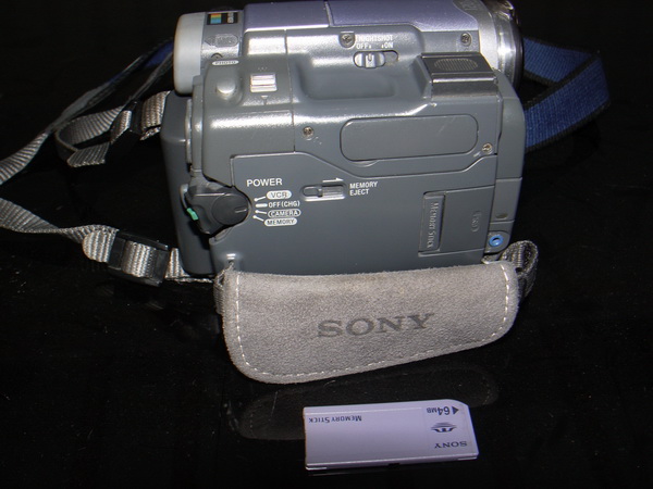SONY DCR-TRV22E กล้องถ่ายวิดีโอ กล้องVDO แบบม้วนเทป 2