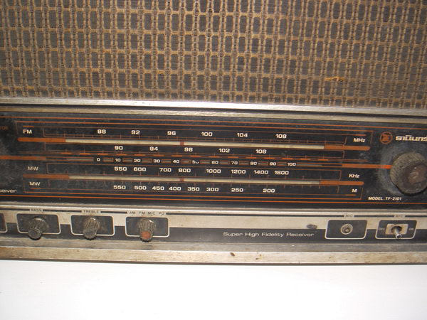 TANIN TF-2101 วิทยุ AM/FM 1