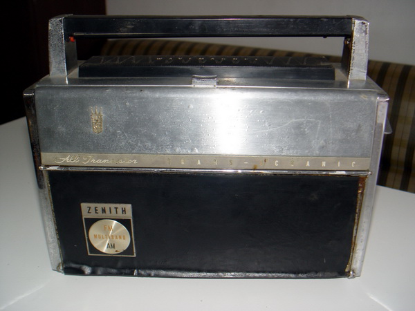 วิทยุ ZENITH ROYAL 3000-1 FM-AM-MULTIBAND Made in U.S.A.