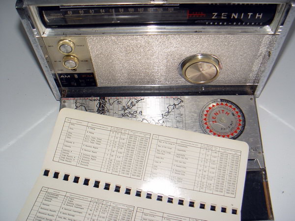 วิทยุ ZENITH ROYAL 3000-1 FM-AM-MULTIBAND Made in U.S.A. 2
