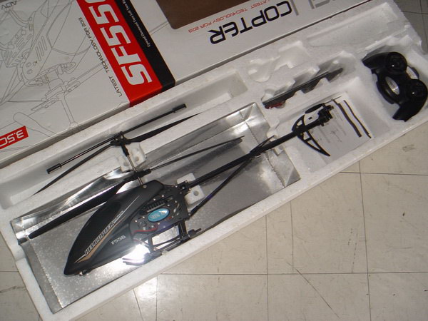 เครื่องบินบังคับวิทยุ 3.5 CH.with GYRO รุ่น F556