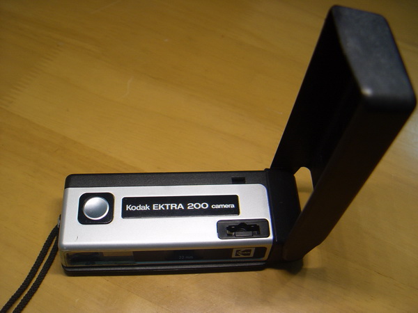 กล้องถ่ายรูป Kodak EKTRA 200 ใช้งานได้ปกติ Made in Germany 0