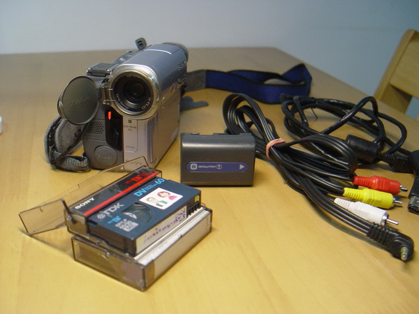 SONY DCR-TRV19E กล้องถ่ายวิดีโอ กล้องVDO แบบม้วนเทปDV ใช้งานได้ปกติ