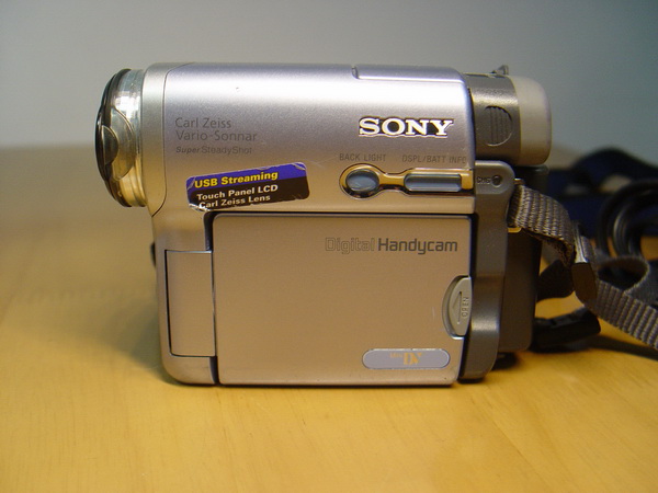 SONY DCR-TRV19E กล้องถ่ายวิดีโอ กล้องVDO แบบม้วนเทปDV ใช้งานได้ปกติ 2