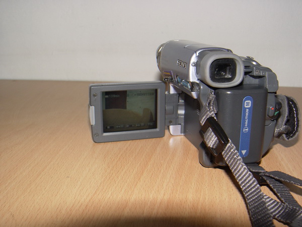 SONY DCR-TRV19E กล้องถ่ายวิดีโอ กล้องVDO แบบม้วนเทปDV ใช้งานได้ปกติ 7