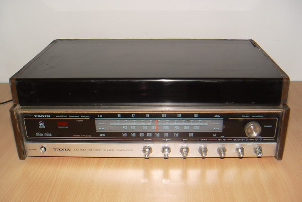 Tanin TPR-2200 AM/FM Stereo Phono เครื่องเล่นแผ่นเสียงธานินทร์ ใช้งานได้ปกติทุกฟังชั่น