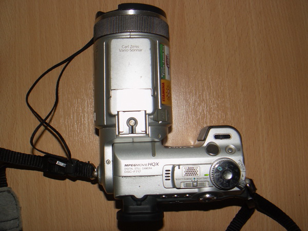 กล้องดิจิตอล SONY DSC-F717 Cyber shot ใช้งานได้ปกติ 4