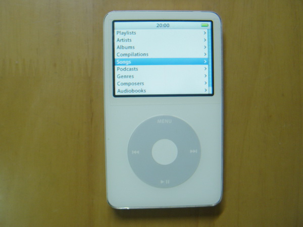 Apple iPod Classic Gen5 30 GB ใช้งานได้ปกติ