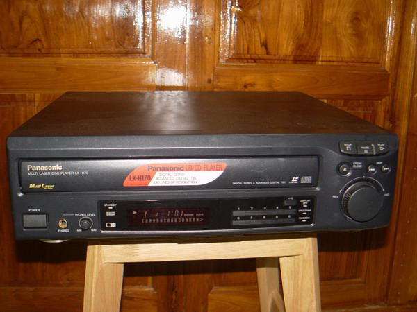 เครื่องเล่นเลเซอร์ดิสก์ Panasonic Multi Laser Disc Player LX-H170EN สภาพใหม่ใช้งานน้อย ใช้ได้ปกติทุก
