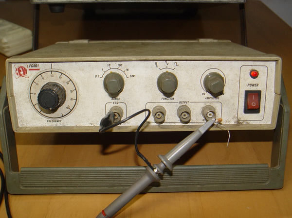 Function Generator 0.2Hz.-200Khz.ใช้งานได้ปกติ