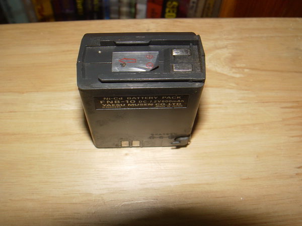 Yaesu FNB-10 Ni-Cd Battery pack 2