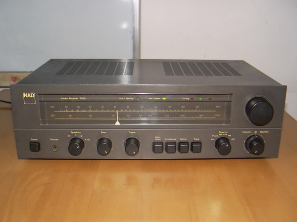 Nad 7020 Stereo Receiver ใช้งานได้ปกติทุกฟังชั่น Receiver รุ่นแรกของ Nad