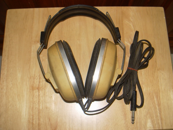 หูฟังโบราณ SANSUI SS-30 Stereo Headphones