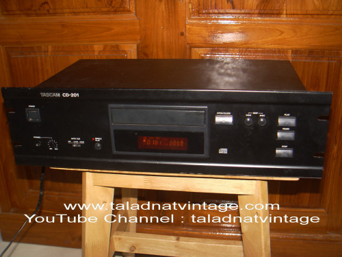TASCAM CD-201 เครื่องเล่น CD รุ่นใช้งานห้องบันทึกเสียง