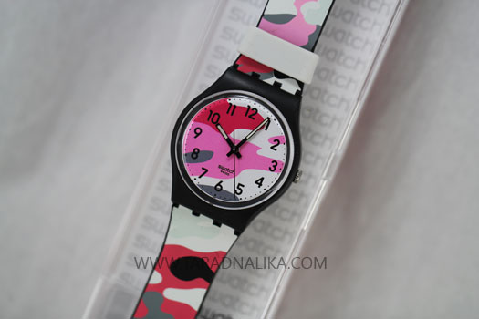 นาฬิกา SWATCH HIDING PINK GZ262 1