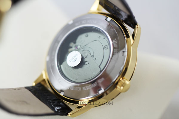 นาฬิกา Orient Automatic Classic สายหนัง FER27005W เรือนทอง 4