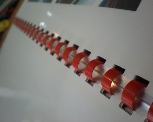 เครื่องเจาะกระดาษไฟฟ้าและเข้าเล่มมือโยก รุ่น MAC Comb-240E 4