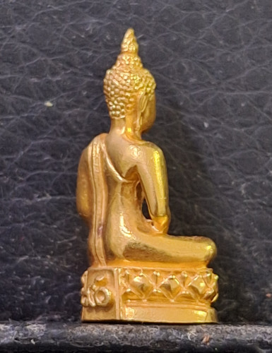 พระปางสมาธิสุโขทัย 90 พรรษา สมเด็จย่า ปี 2533 เนื้อทองคำ หนัก 7.26 กรัม สภาพสวยพร้อมกล่อง 3