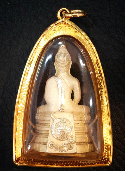 หลวงพ่อโสธร เนื้อเงินขัดเงาบางส่วน รุ่นประวัติศาสตร์ 80 ปี กรมตำรวจ กรอบทองหัวสิงห์ นน.รวม 17.4 กรัม 1