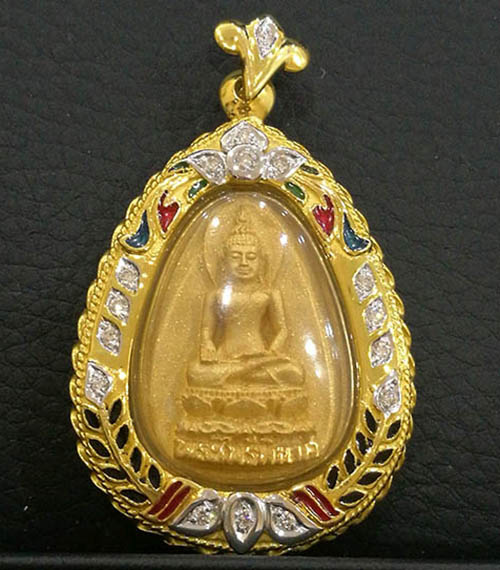 เหรียญพระไพรีพินาศ ญสส. 81 พรรษา วัดบวรนิเวศ เนื้อทองคำ ปี2537 หนักบาท กรอบทองลงยาฝังเพชร