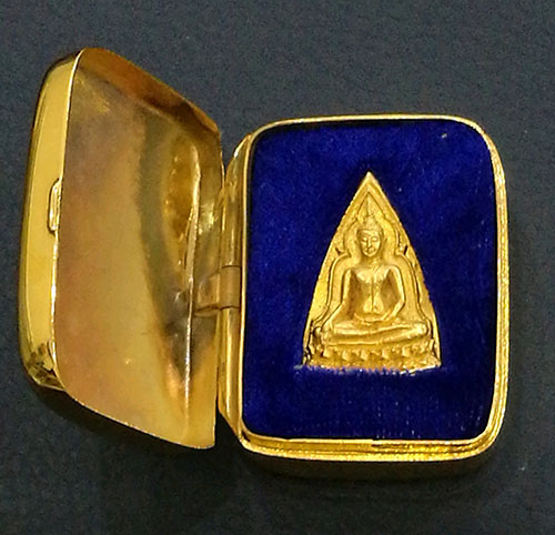 เหรียญพระนางพญาพิมพ์พระพุทธชินราช ส.ก.เนื้อทองคำ พิมพ์ใหญ่ 5รอบราชินี ในหลวงเททอง หลวงปู่โต๊ะปลุกเสก 3