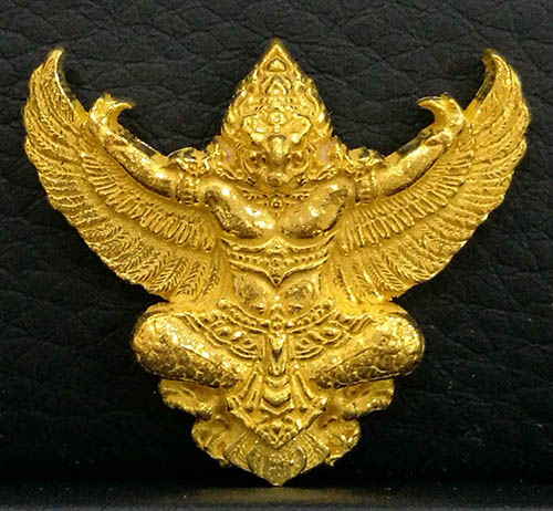 องค์พญาครุฑ อ.วราห์ วัดโพธิทอง รุ่นเปิดขุมทรัพย์ เนื้อทองคำ พิมพ์ใหญ่ No.25 พร้อมกล่อง สร้าง 199องค์