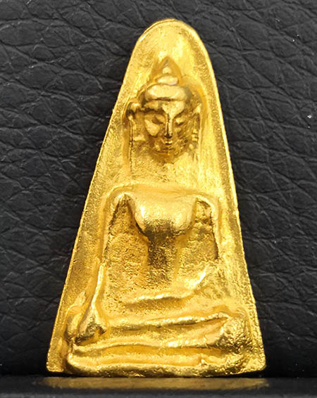 พระผงสุพรรณ รุ่นนเรศวรชนะศึก เนื้อทองคำ 14.5 กรัม ปี2537 พิธีใหญ่ จ.สุพรรณบุรี สภาพสวยมากพร้อมกล่อง