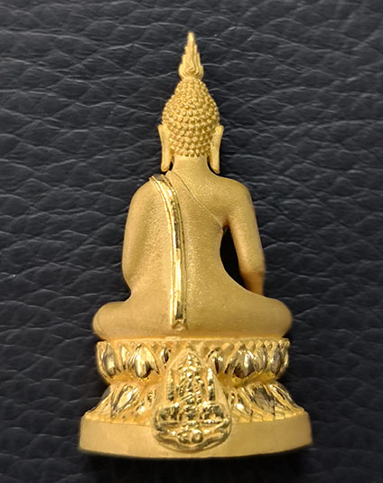 พระกริ่งพระพุทธนวราชบพิตร ชุดทองคำใหญ่ ลำดับที่ 97 ฉลองสิริราชสมบัติครบ ๕๐ปี สภาพสวยพร้อมกล่องเดิมๆ 6