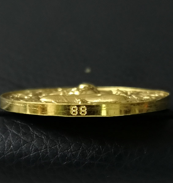 เหรียญพระพิฆเนศ ปางประทานพร โจหลุยส์ เนื้อทองคำ 26.9 g. ปี2551 หมายเลขพิเศษ 88 พร้อมกล่อง 4