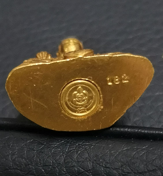 พระกริ่งพระพุทธชินสีห์ทองคำ ญสส. ปี 2533 เนื้อทองคำ 28.6กรัม พิธีใหญ่ รัชกาลที่9 ทรงเป็นประธาน 4