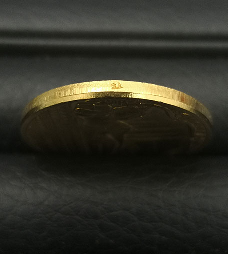 เหรียญพระนอน วัดโพธิ์ หลัง ภปร. เนื้อทองคำ ปี2530 พิธีใหญ่ นิยมและหายากสภาพสวยพร้อมกล่อง 2