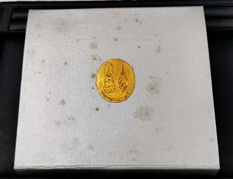 เหรียญที่ระลึก 80ปีแพทยสมาคม พิมพ์ใหญ่ ปี2544 ชุดทองคำขัดเงา นํ้าหนัก20กรัม พร้อมกล่องเดิมและใบเซอร์ 6