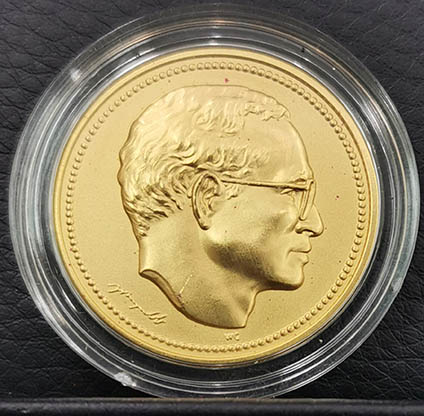 เหรียญในหลวงมหาราช ชุดเบญจมหามงคล ปี2540 เนื้อทองคำ 99.99 หนัก 17 กรัม ชุด 3 เหรียญ พิธีใหญ่ สภาพสวย 4