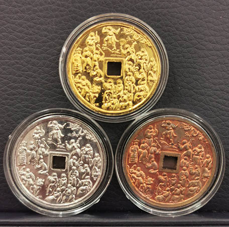 เหรียญ 18อรหันต์ 100ปี ญสส.2556 วัดบวรนิเวศ ชุดทองคำ หนัก 34กรัม สร้างเพียง 199ชุด พร้อมกล่องเดิมๆ