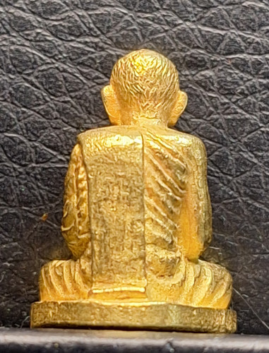 รูปหล่อสมเด็จพระญาณสังวร สมเด็จพระสังฆราช รุ่นแรก ปี2531 ทองคำพิมพ์เล็ก หนัก 10 กรัม สภาพสวยมาก 2