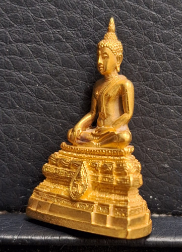 พระพุทธญาณนเรศวร์ สธ. เนื้อทองคำ ปี2534 วัดญาณสังวรารามวรมหาวิหาร สภาพสวยพร้อมกล่องเดิม 1