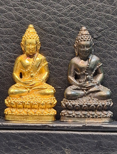 ชุดพระกริ่งโภคทรัพย์ ทองคำ+นวโลหะ วัดบวรนิเวศ ปี 2535 พร้อมกล่องเดิม